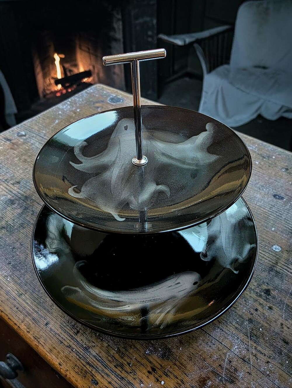 Spooky 2-Tier Tray Set